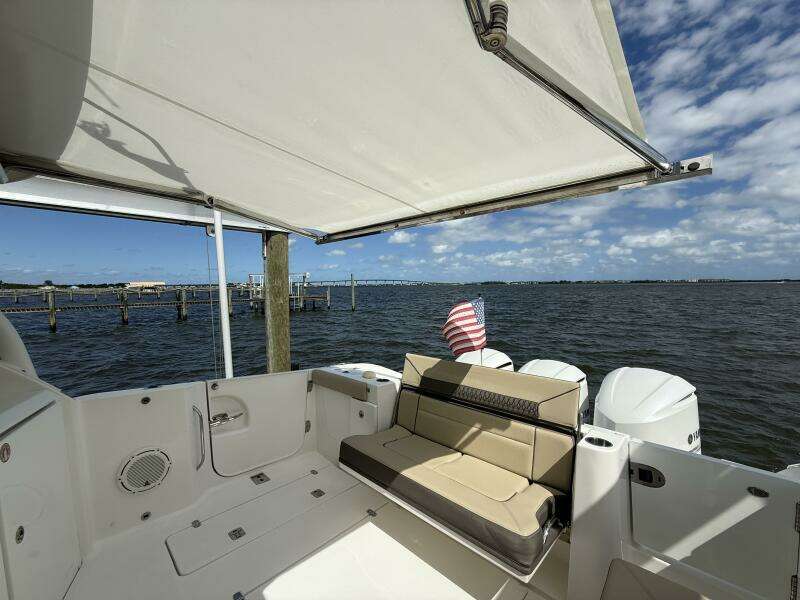 36ft Pursuit Yacht For Sale