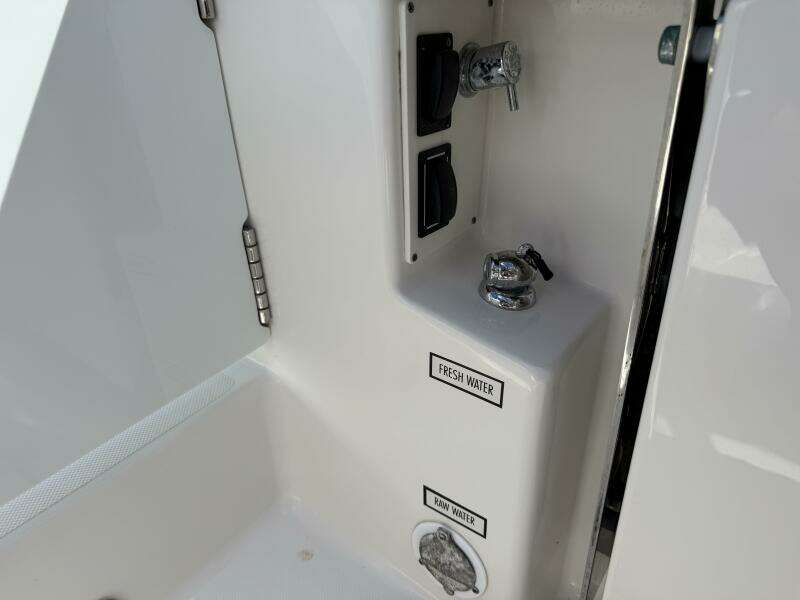 36ft Pursuit Yacht For Sale