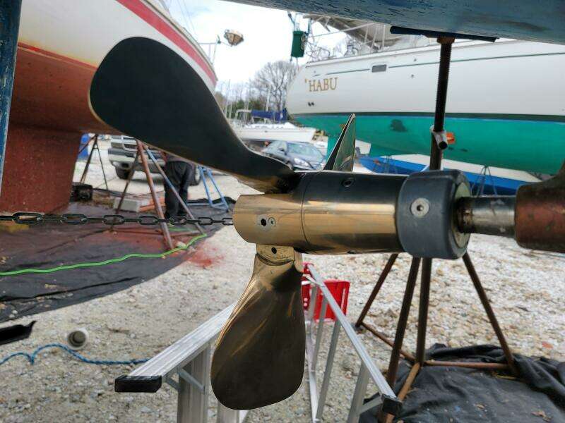 She s The One 35ft Hunter Yacht For Sale