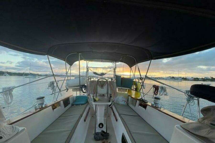 37ft Island Packet Yacht For Sale