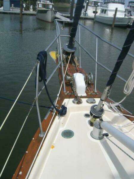Aspri Mera 35ft Island Packet Yacht For Sale