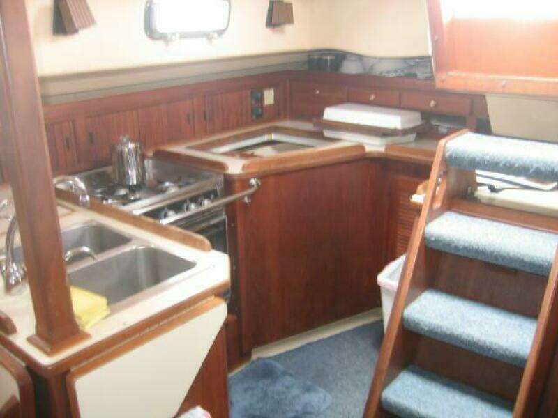 Aspri Mera 35ft Island Packet Yacht For Sale