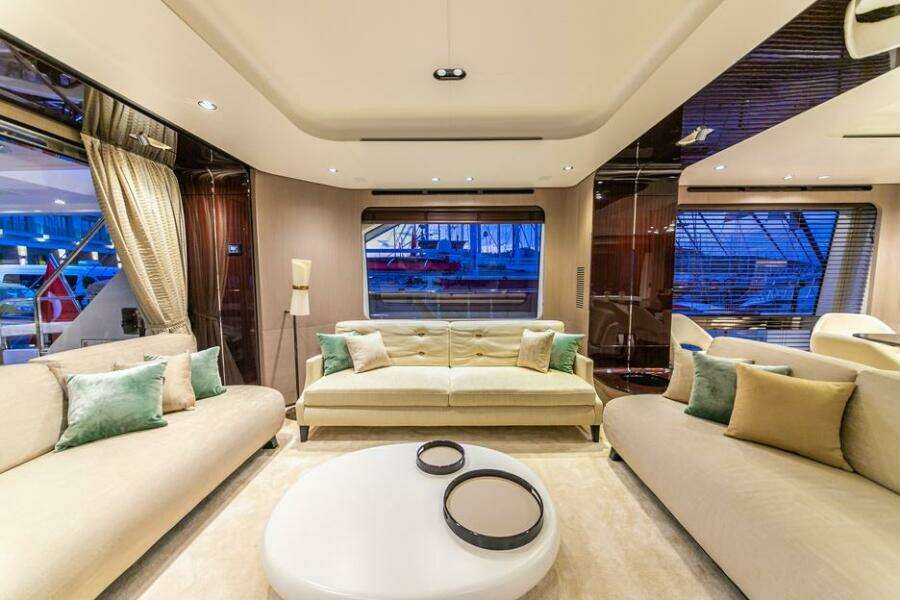 NIRVANA BY THE SEA 87ft Azimut Yacht For Sale NIRVANA BY THE SEA 87ft Azimut Yacht For Sale