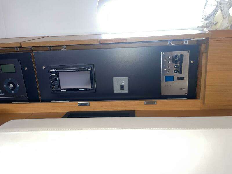 50ft Jeanneau Yacht For Sale 50ft Jeanneau Yacht For Sale