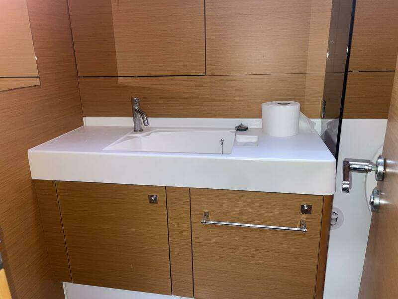 50ft Jeanneau Yacht For Sale 50ft Jeanneau Yacht For Sale