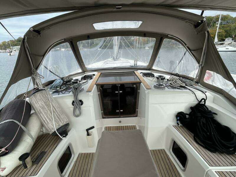 50ft Jeanneau Yacht For Sale 50ft Jeanneau Yacht For Sale