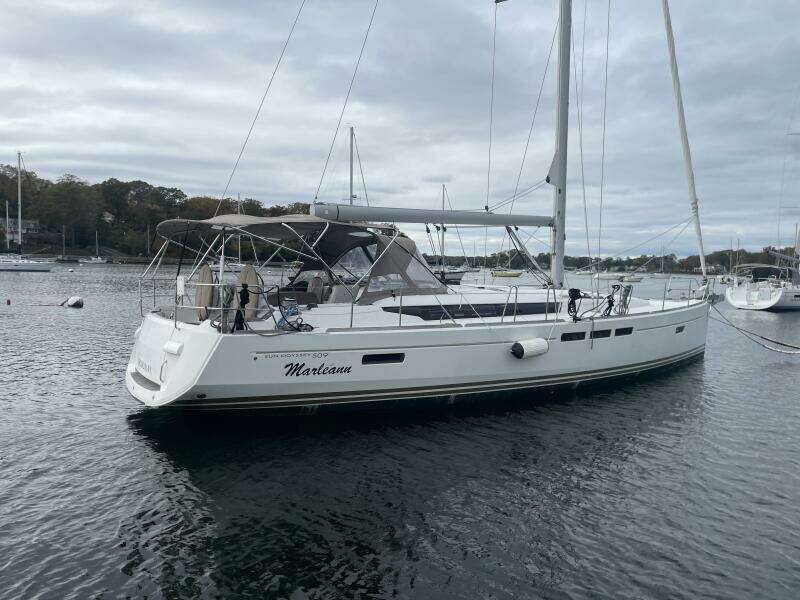50ft Jeanneau Yacht For Sale 50ft Jeanneau Yacht For Sale