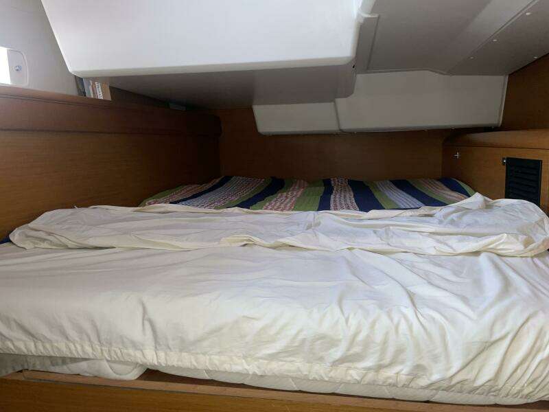 50ft Jeanneau Yacht For Sale 50ft Jeanneau Yacht For Sale