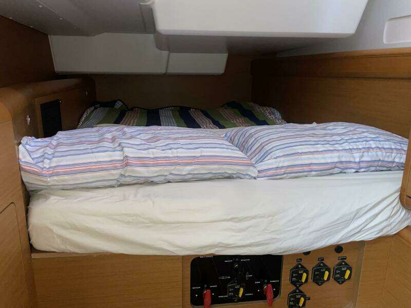 50ft Jeanneau Yacht For Sale 50ft Jeanneau Yacht For Sale