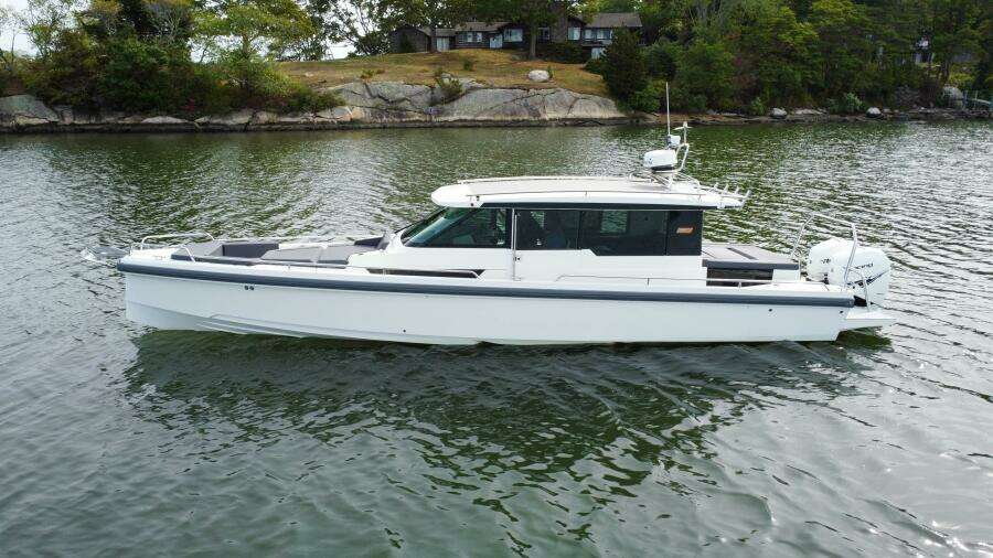Island Time 37ft Axopar Yacht For Sale Island Time 37ft Axopar Yacht For Sale