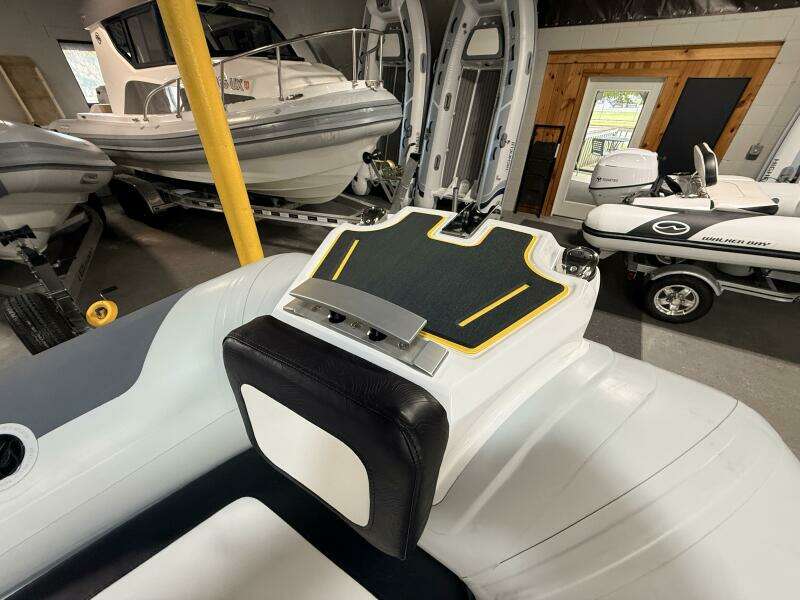 19ft Highfield Yacht For Sale