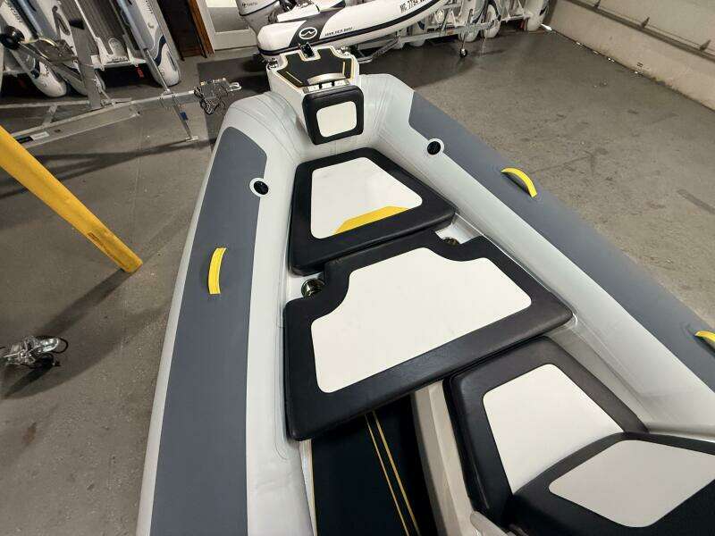 19ft Highfield Yacht For Sale