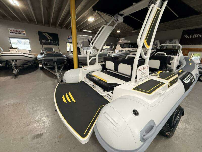 19ft Highfield Yacht For Sale