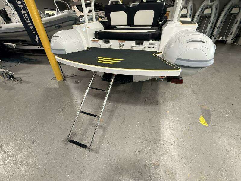 19ft Highfield Yacht For Sale