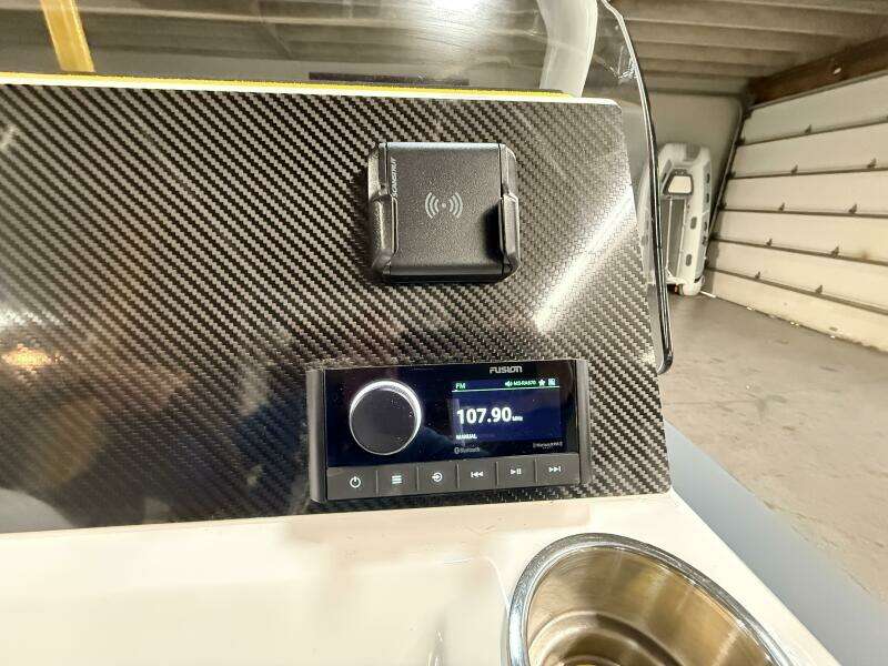 19ft Highfield Yacht For Sale