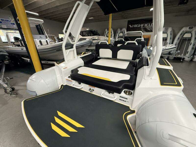 19ft Highfield Yacht For Sale