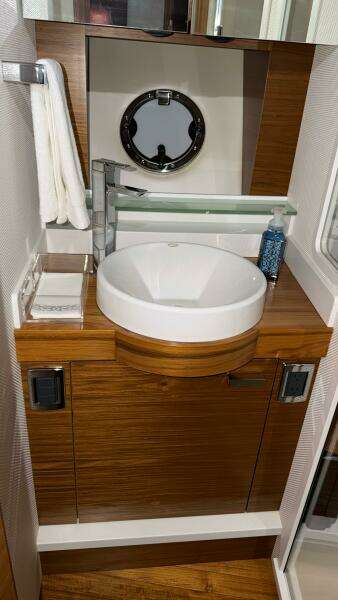 44ft Tiara Yachts Yacht For Sale