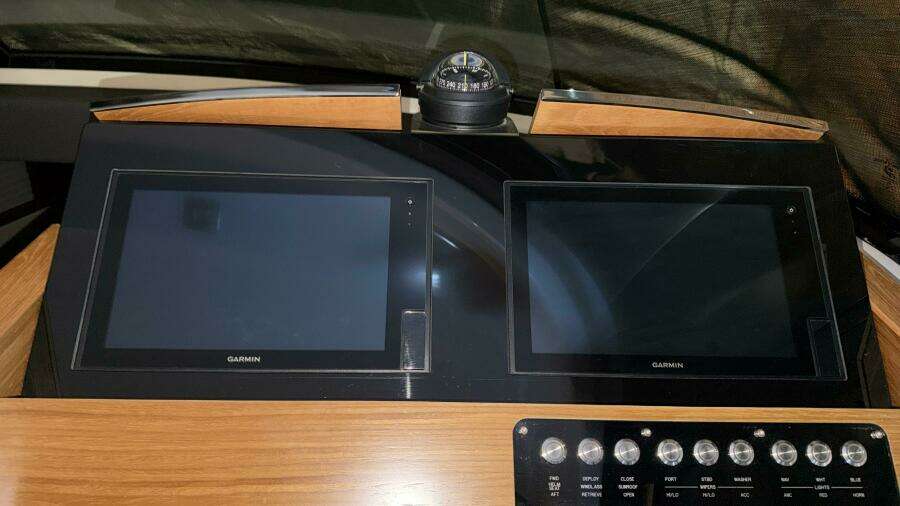 44ft Tiara Yachts Yacht For Sale