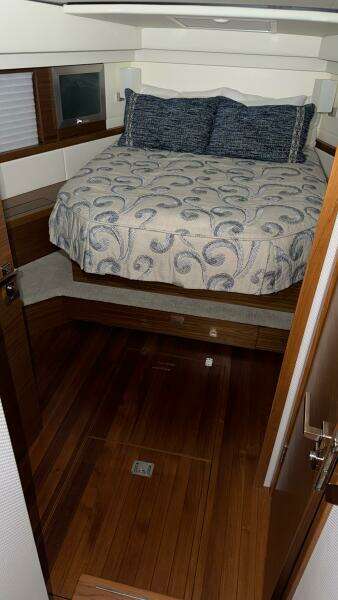 44ft Tiara Yachts Yacht For Sale