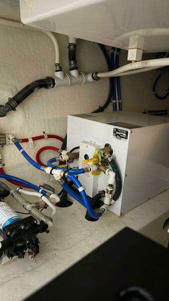 44ft Tiara Yachts Yacht For Sale