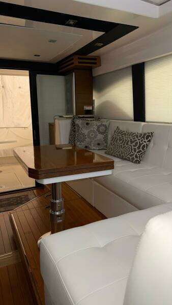 44ft Tiara Yachts Yacht For Sale