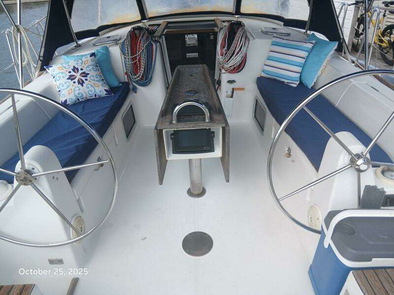 Knot Working  41ft Dufour Yacht For Sale