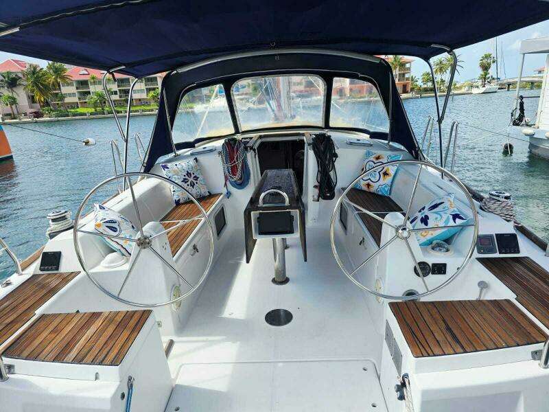 Knot Working  41ft Dufour Yacht For Sale