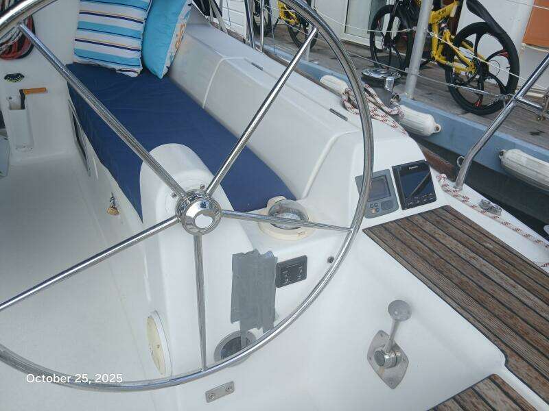 Knot Working  41ft Dufour Yacht For Sale