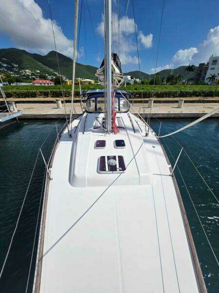 Knot Working  41ft Dufour Yacht For Sale