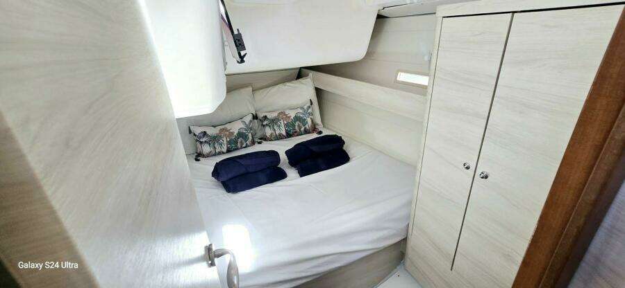 Knot Working  41ft Dufour Yacht For Sale