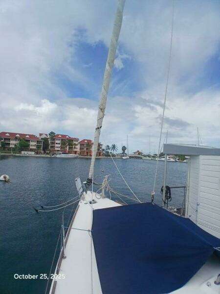 Knot Working  41ft Dufour Yacht For Sale