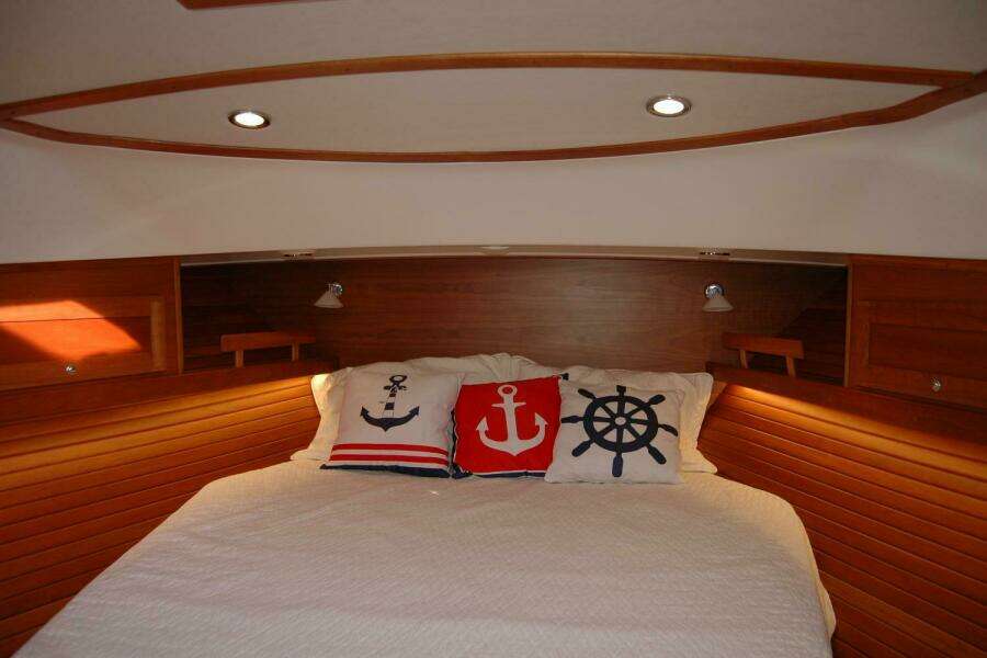 Serendipity  38ft Sabre Yacht For Sale