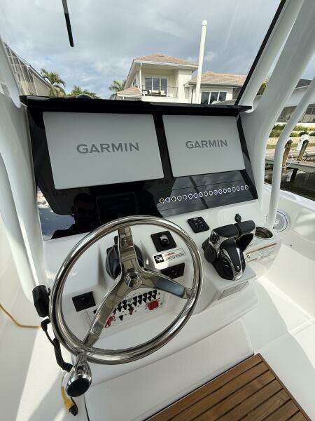 26ft Edgewater Yacht For Sale