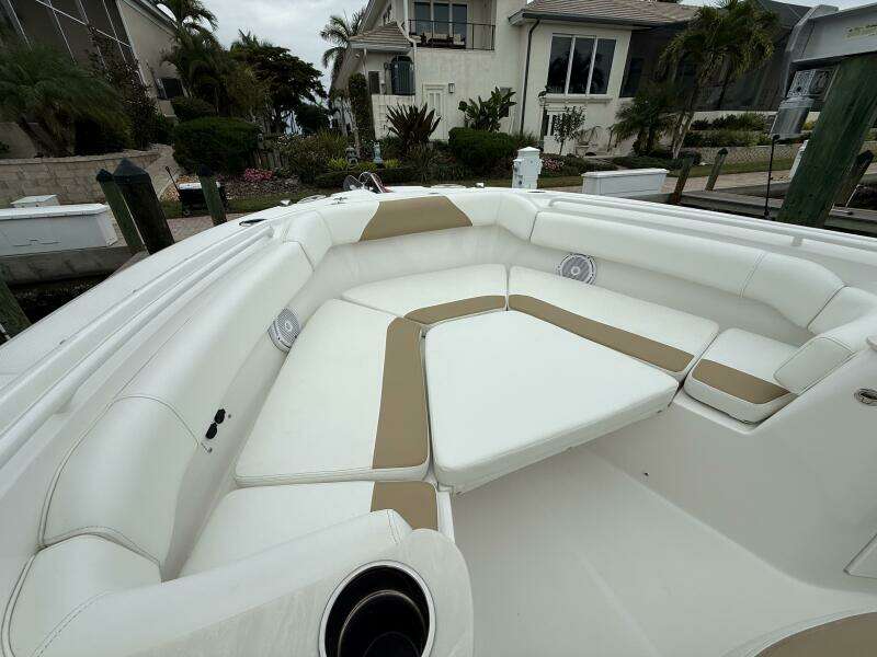 26ft Edgewater Yacht For Sale