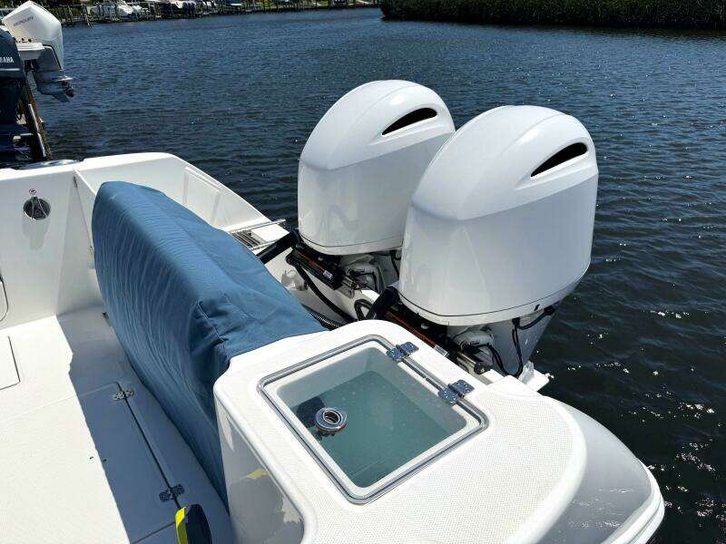 26ft Edgewater Yacht For Sale