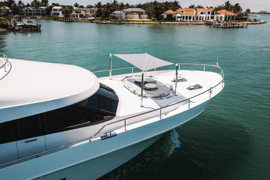100ft Ocean Alexander Yacht For Sale