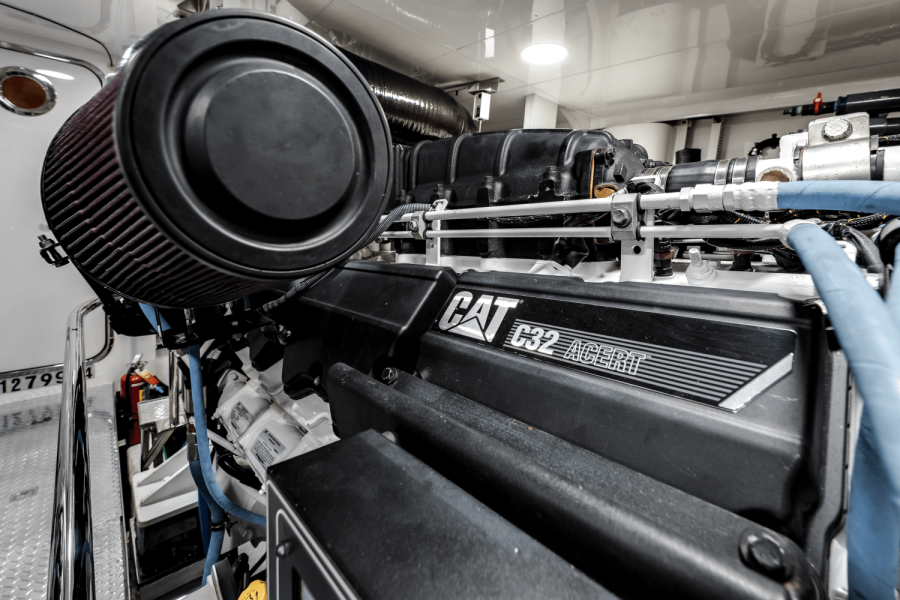 100ft Ocean Alexander Yacht For Sale