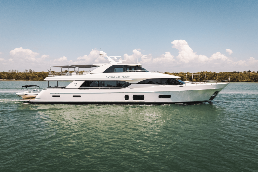 100ft Ocean Alexander Yacht For Sale