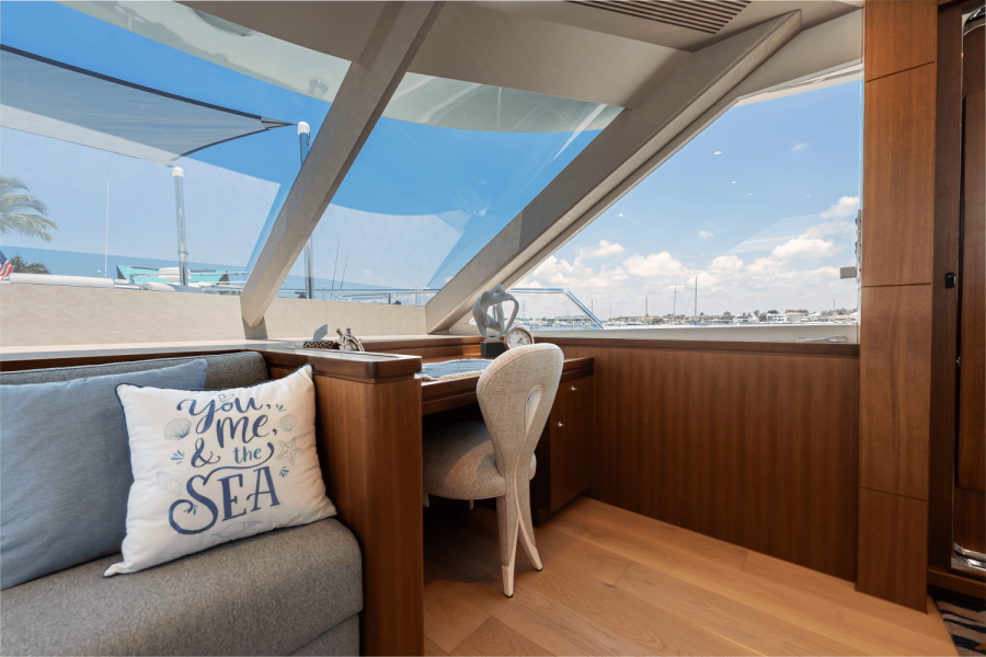 100ft Ocean Alexander Yacht For Sale