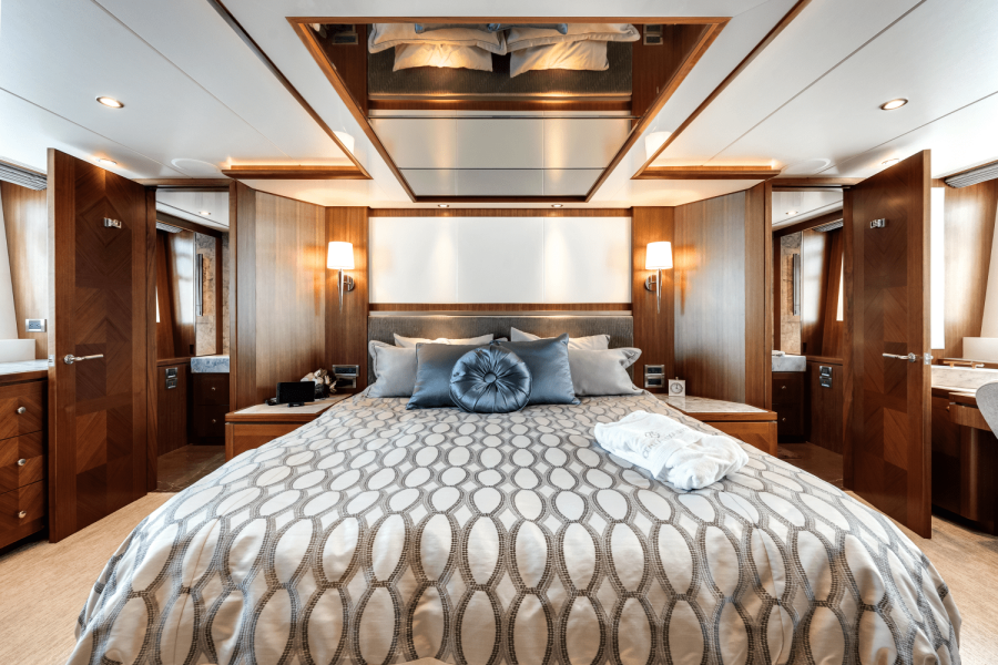100ft Ocean Alexander Yacht For Sale