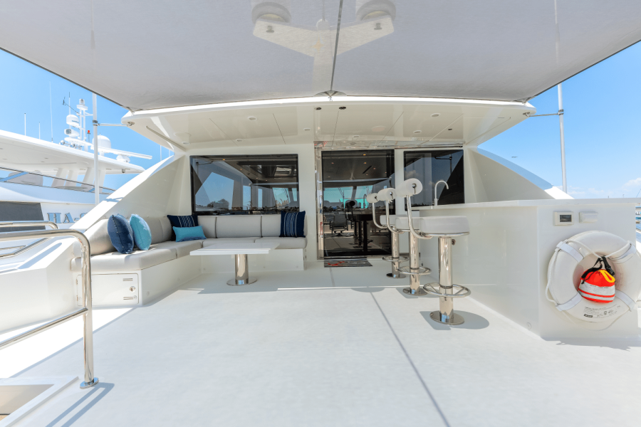 100ft Ocean Alexander Yacht For Sale