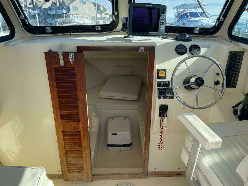 Paw Paw 25ft Parker Yacht For Sale