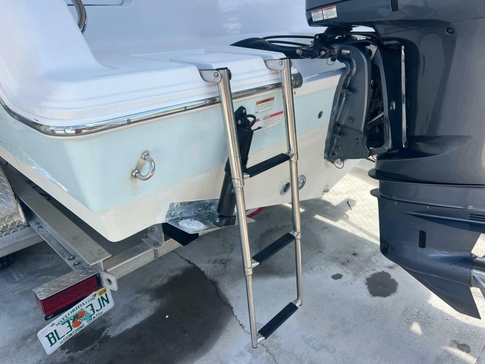 2021 Sportsman Open 232 Center Console