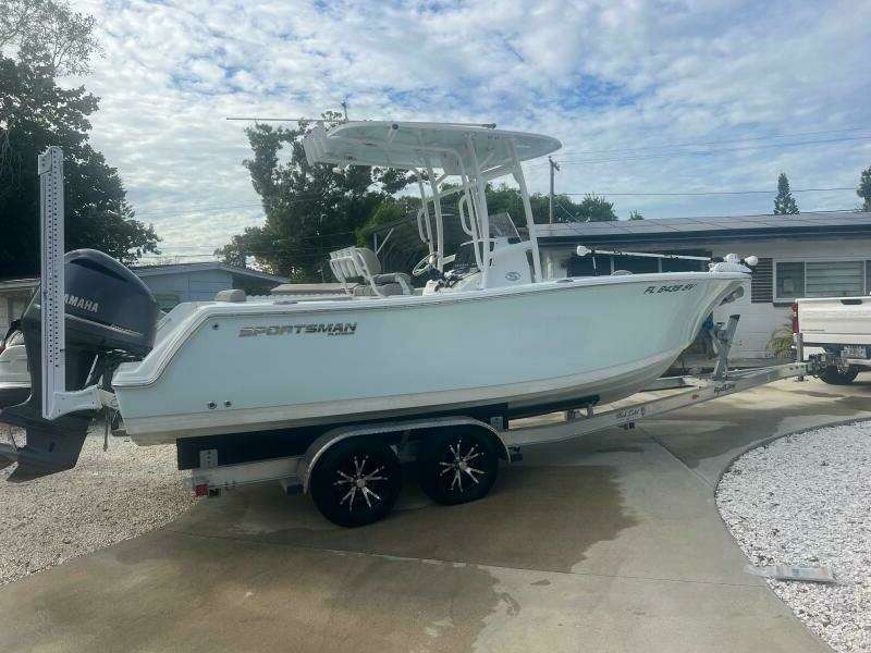 23ft Sportsman Yacht For Sale