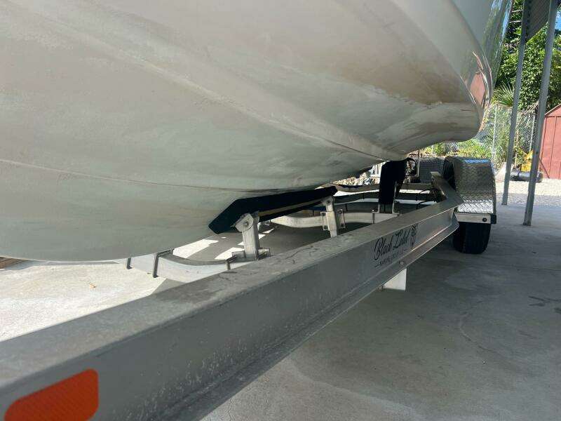 23ft Sportsman Yacht For Sale