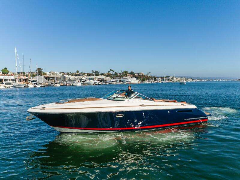 Dream Chaser 36ft Chris Craft Yacht For Sale