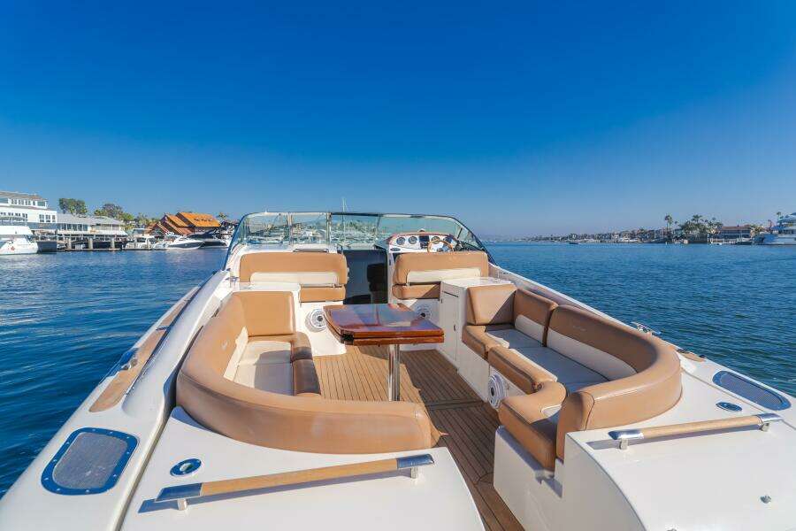 Dream Chaser 36ft Chris Craft Yacht For Sale