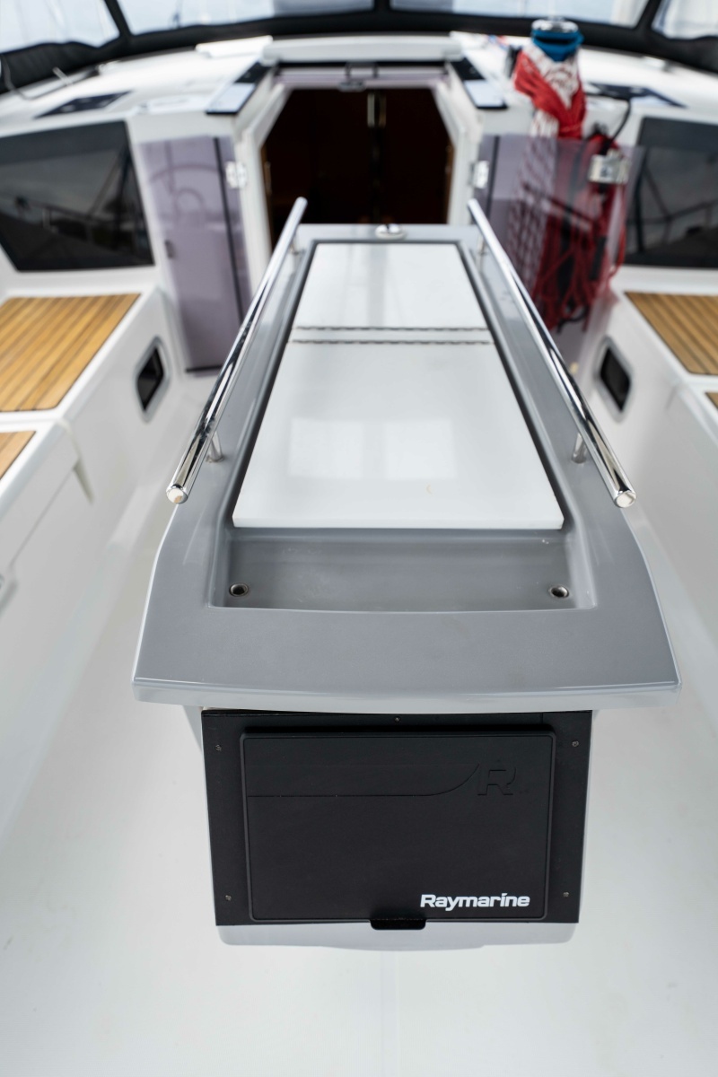 Orion 41ft Beneteau Yacht For Sale