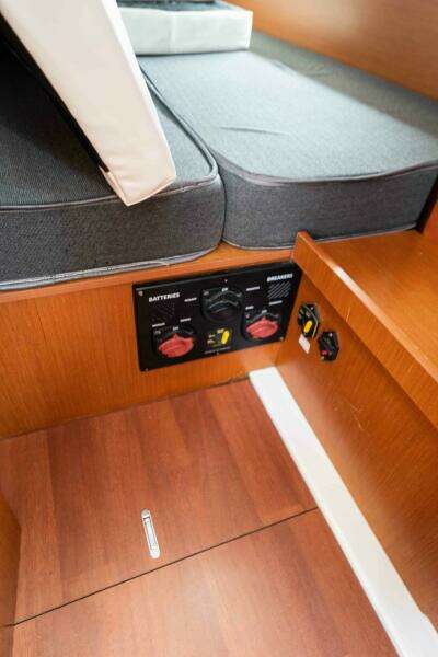 Orion 41ft Beneteau Yacht For Sale