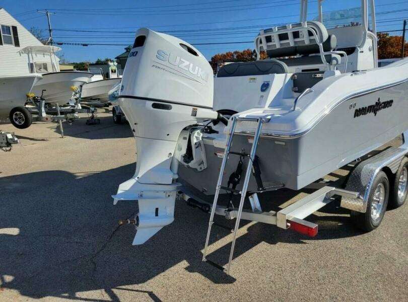 22ft NauticStar Yacht For Sale